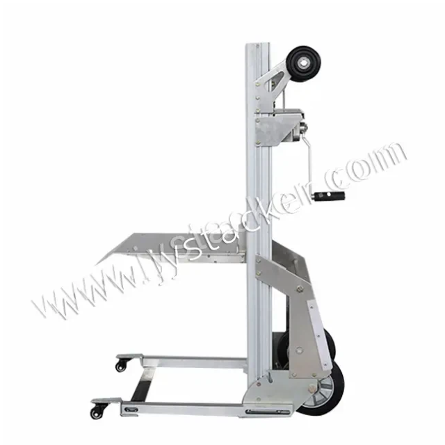 高所作業にポータブルアルミリフトを使用するメリット